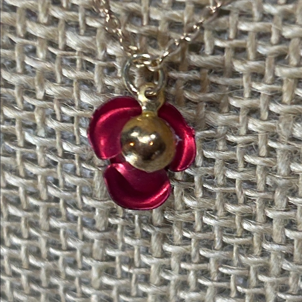 Vintage Gold Chain Necklace with Red Rose Pendant - Picture 6 of 8